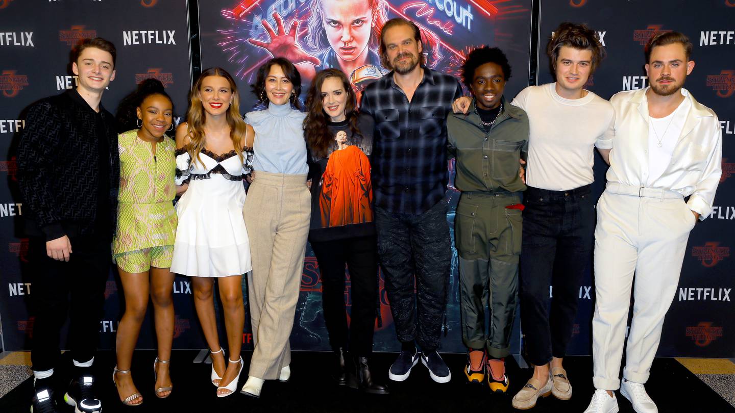 Las estrellas de 'Stranger Things' brillaron en la alfombra roja de la  cuarta temporada