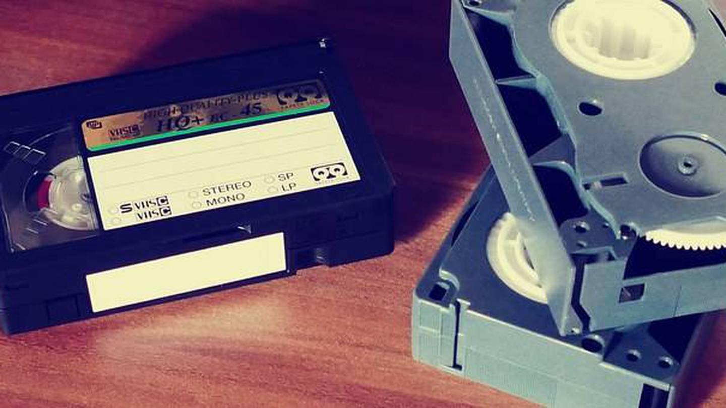 Cómo pasar mis viejas películas en VHS a formato digital?