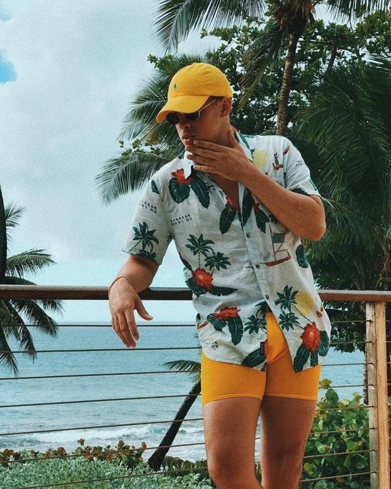 Bad Bunny muestra su zanahoria y estremece las redes – El Calce