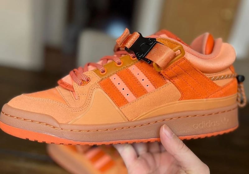 Adidas Forum Buckle Low Orange de Bad Bunny